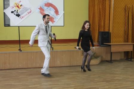 Ещё и танцуем! 
